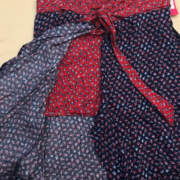 Long skirt, opens in front to reveal shorts - Picture 4 of 5